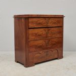 1553 9460 CHEST OF DRAWERS